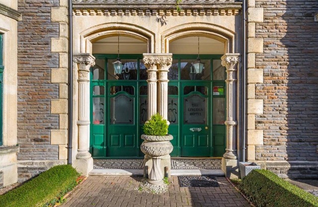 Lincoln House Hotel