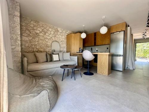 Linen by Goutos Luxury Living