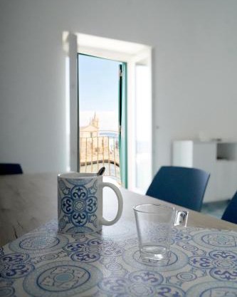 Lipari - casa sul mare di marina corta
