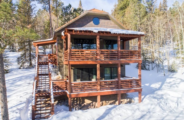 Little Badger Lodge at Gilded Mountain