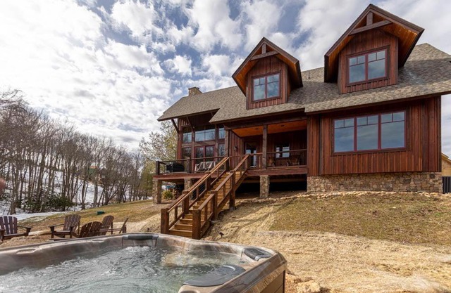 Little Cubs Cabin at Eagles Nest
