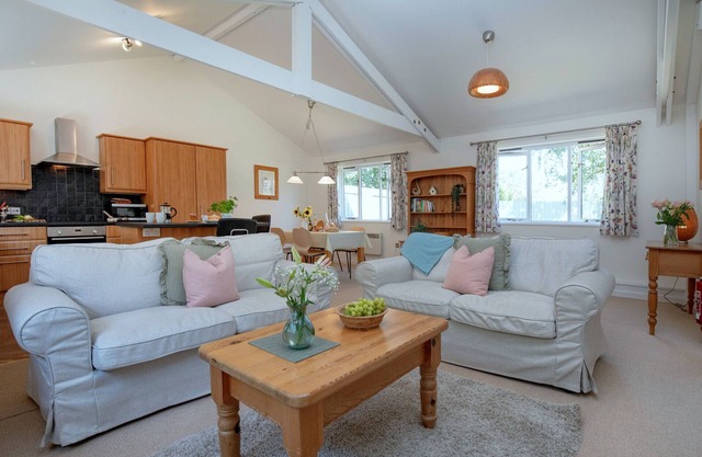 Little Dunley - Oaktree Cottage