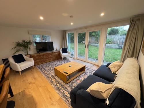 Little Foxwood - Garden Lodge with Sauna