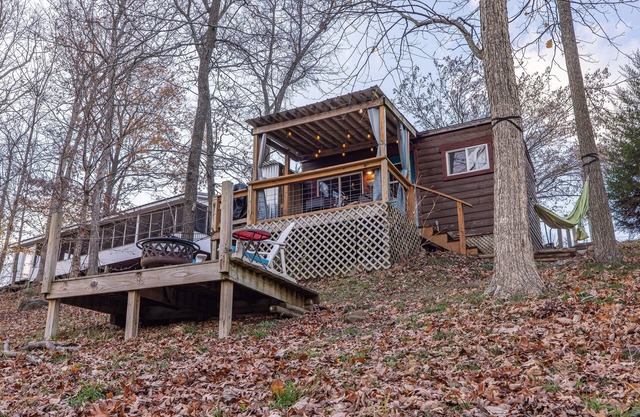 Little Moon Tiny Lake of Egypt Lakefront Cabin