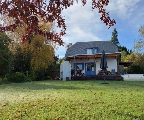 Little Oak Cottage