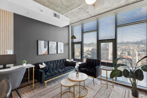 Live the High Life Chic 2BR Apartment in BHM