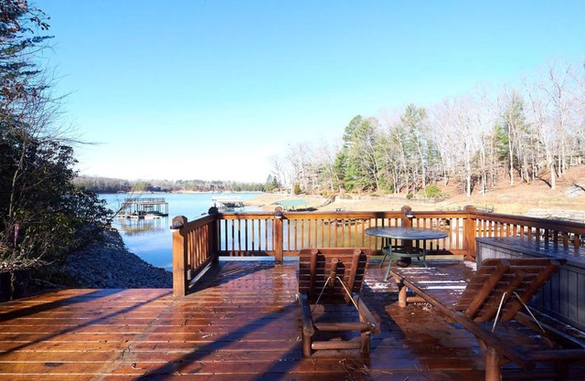 Living the Dream on Lake Blue Ridge