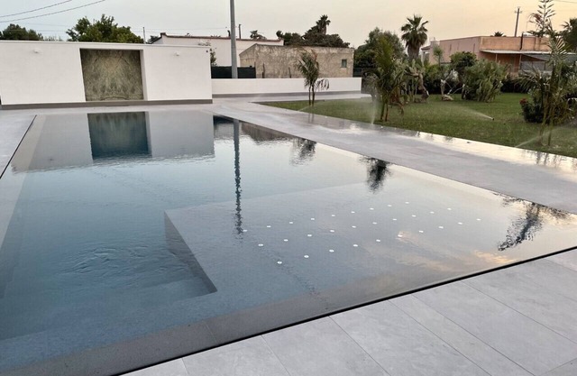 Lm7 Prestige Suite 250 meters from the sea with swimming pool, garden and terraces
