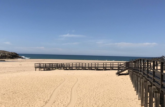 LO Surfcamp Ericeira Surf & Skate beach foz do lizandro
