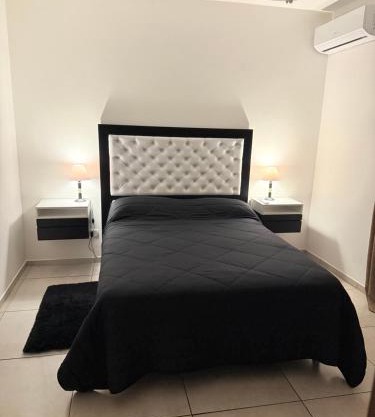 Loano II - Confort Moderno en Primer Piso con acceso por escalera!