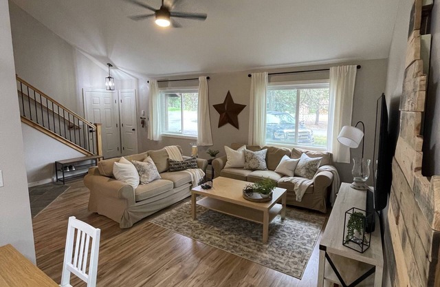 Location, location, location. Just steps to downtown McCall and Payette Lake.