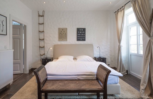 Lodge am Oxenweg room 4 in Husum for up to 2 people