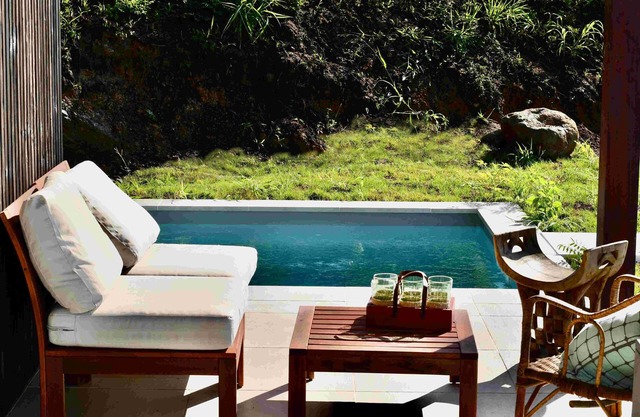 Lodge with panoramic views of the Caribbean Sea