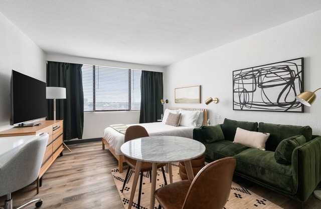 Lodgeur | Stylish studio escape | Upper Kirby