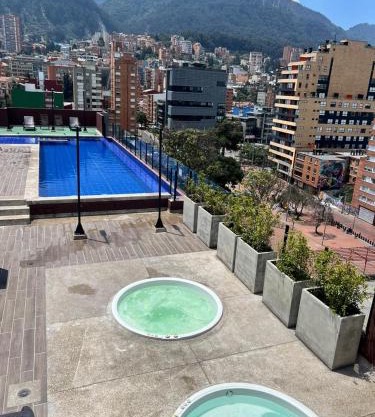 Loft/Apartaestudio Chapinero con piscina gym