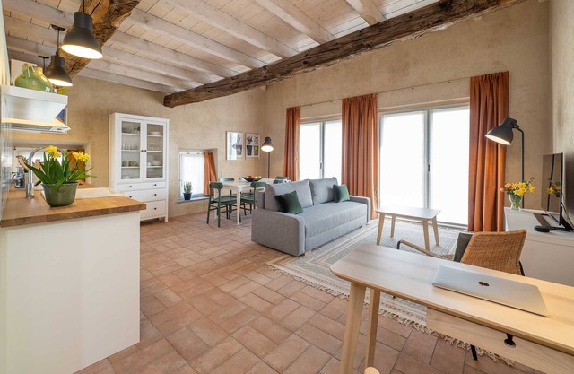 Loft Apartment in Farmhouse near Golf Club Bogogno