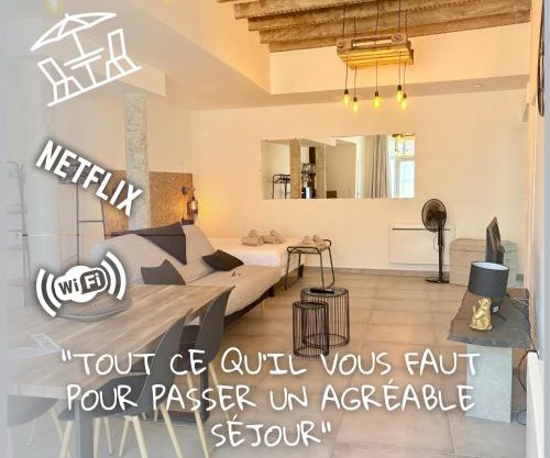 Loft avec terrasse au pied du château
