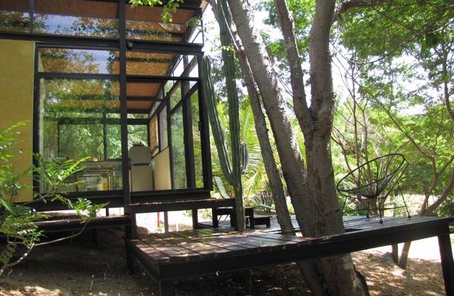 Loft, Queen and single bed, kitchen-dining room-outside terrace