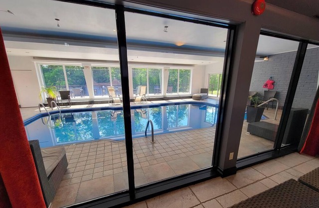 Loft & Spa au Pied de la Réputée Station de ski Chanteclerc