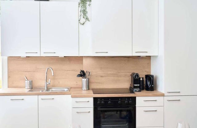 Loftly: Kant99 - Zentral - 90m2 - Self Check-In