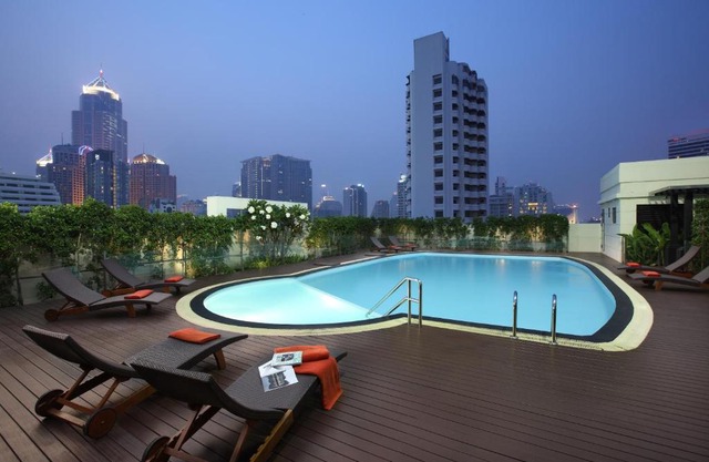 Lohas Residences Sukhumvit 2