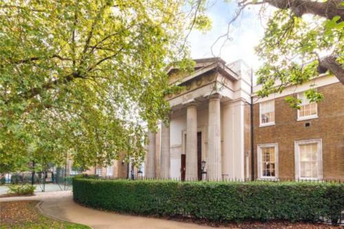 London City Old St Metro Luxury 1 bed Free Parking Library Conversion