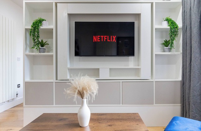 Long Stay Zone 2 Stylish Studio Minutes From Lewisham Station