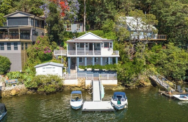 Longview Waterfront House at Berowra Waters