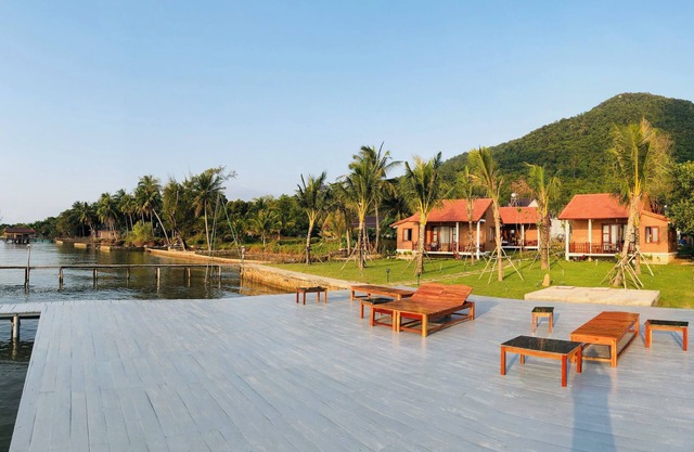 Lotus Home, A Unique Sunrise Chalet