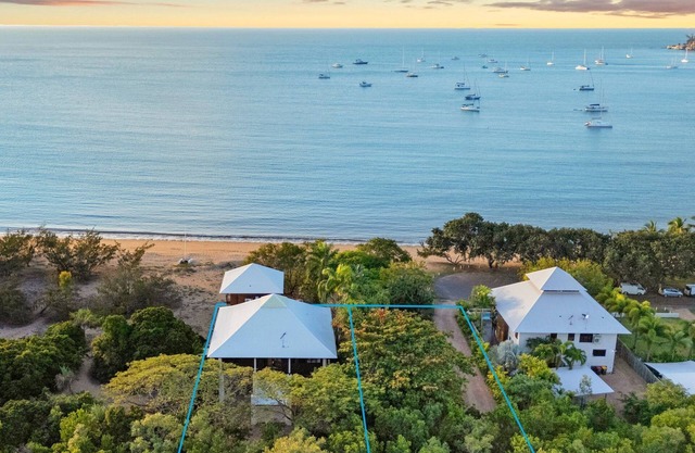 Lotus House, Horseshoe Bay
