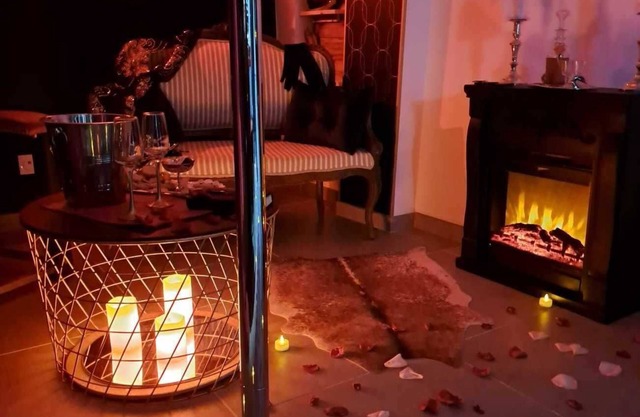 Love Room Vendée - The Secrets of the Château