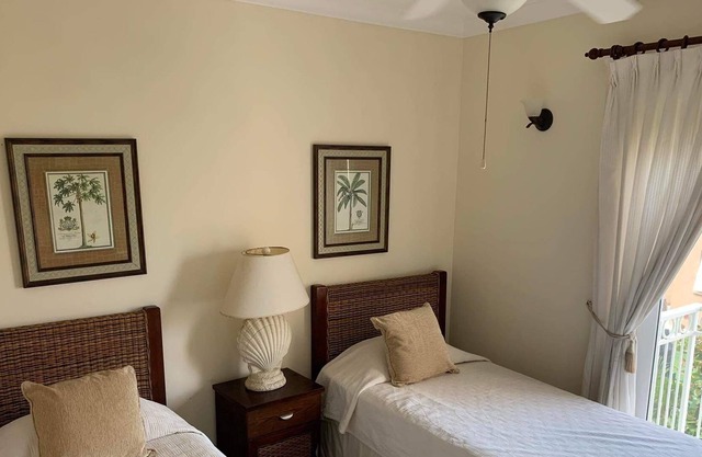 Lovely 2 bedroom 2 bathroom condo