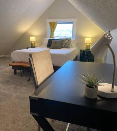 Lovely 2bd in Mount Adams near Downtown and OTR