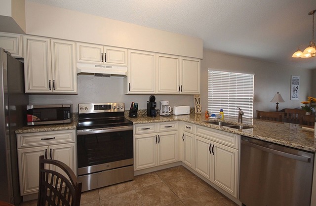 Lovely 3 bedroom with pool and more that will fit the whole family.