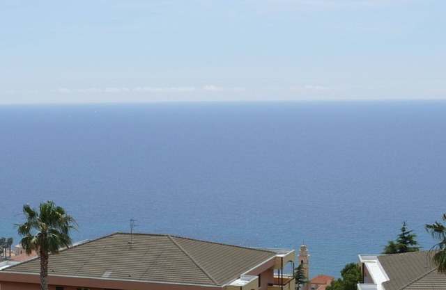 Lovely apartment for 4 guests with WIFI, balcony and parking