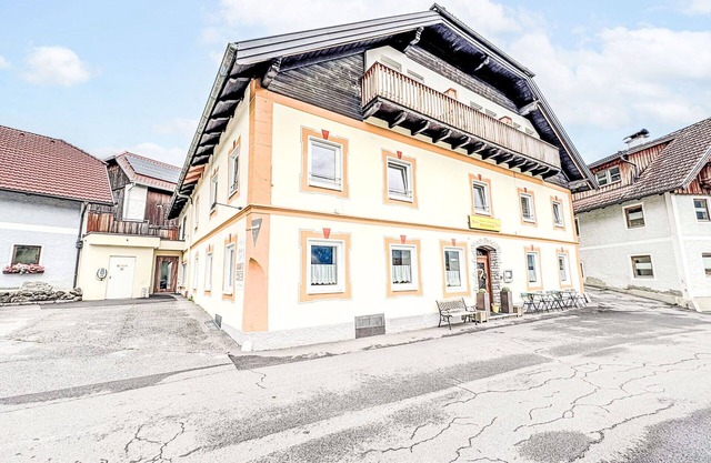 Lovely apartment for 5 people with WIFI and TV