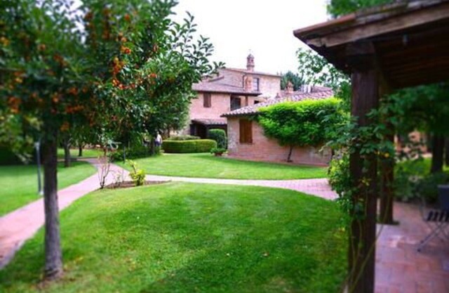 Lovely apartment for 6 people with A/C, pool, WIFI, TV and veranda