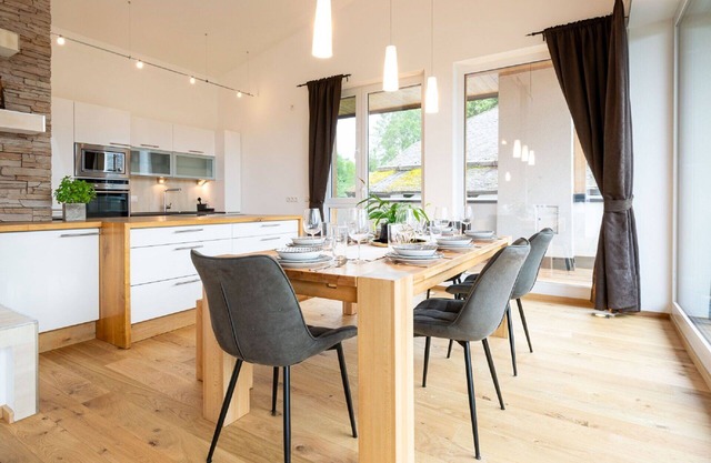 Lovely apartment for 8 guests with TV