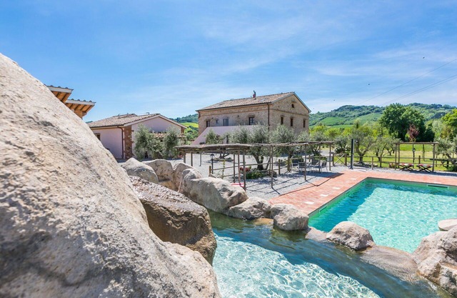 Lovely apartment for 3 guests with pool, A/C, WIFI, patio, pets allowed and parking