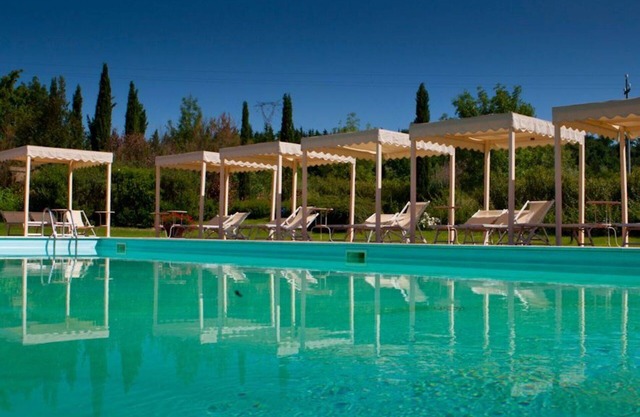 Lovely apartment for 2 guests with A/C, WIFI, pool, TV and parking
