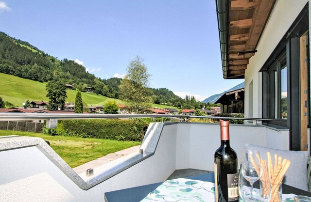 Lovely apartment for 8 guests with WIFI and terrace