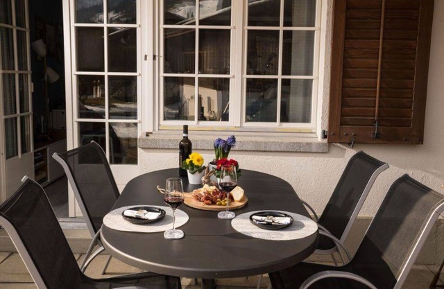 Lovely apartment for 4 guests with WIFI and balcony