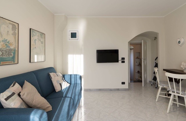 Lovely apartment for 4 people with WIFI, A/C and parking