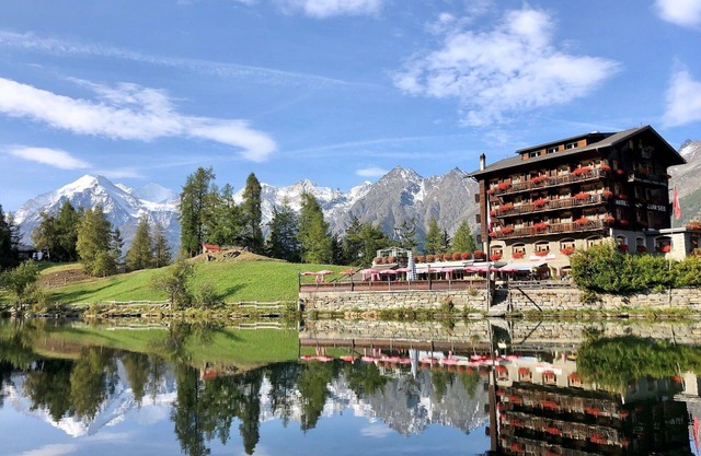 Lovely apartment for 4 guests with WIFI, TV, patio and panoramic view