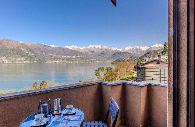 Lovely apartment for 4 people with WIFI, TV, balcony and panoramic view