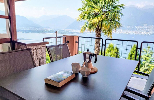 Lovely apartment for 5 guests with WIFI, pool, TV and patio