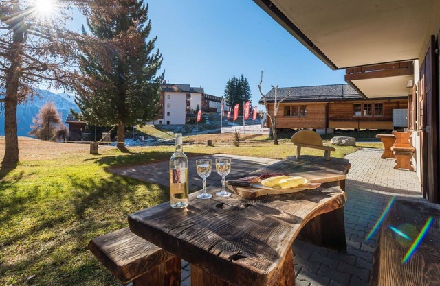Lovely apartment for 4 guests with WIFI and TV