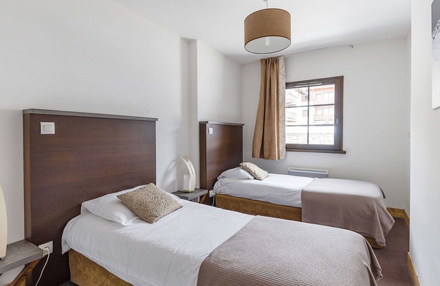Lovely apartment for 8 people with WIFI, pool, TV, terrace and pets allowed
