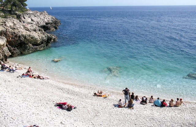 Lovely apartment for 6 people with private pool, A/C, WIFI, TV, terrace and parking