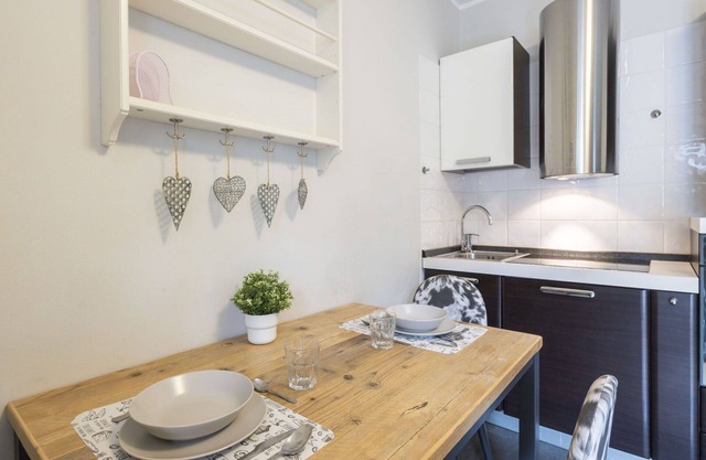 Lovely apartment for 2 guests with WIFI, TV and balcony